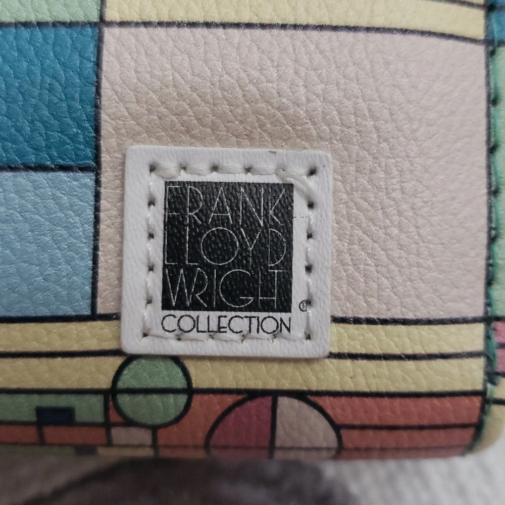 MONARQUE WRISTLET WALLET SIGNATURE COLLECTION/FRANK LLOYD WRIGHT SAGUARO SUNRISE - Picture 2 of 9